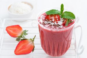 Chocolate Covered Strawberry Smoothie
