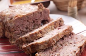 Meatloaf with Applesauce
