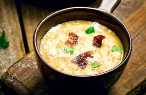 Slow Cooker Cheesy Potato Soup