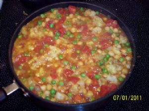 Chickpea Cauliflower Curry (over rice)