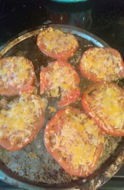 Baked tomato & cheese