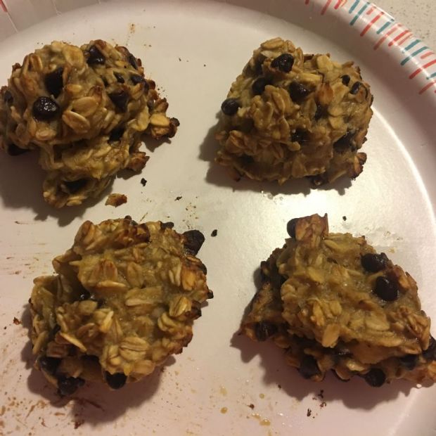 Banana Oatmeal Chocolate Chip Breakfast Cookies 