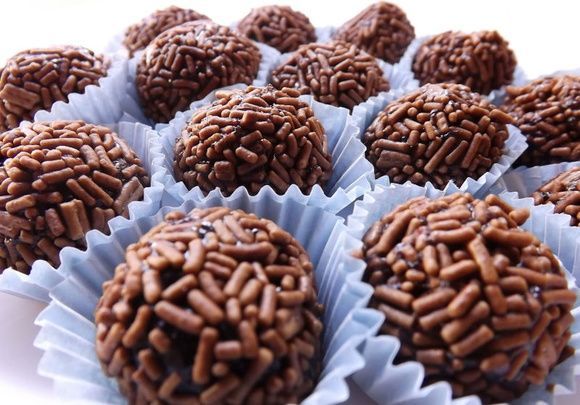 Brigadeiro Brasileiro (Brazilian Truffles)