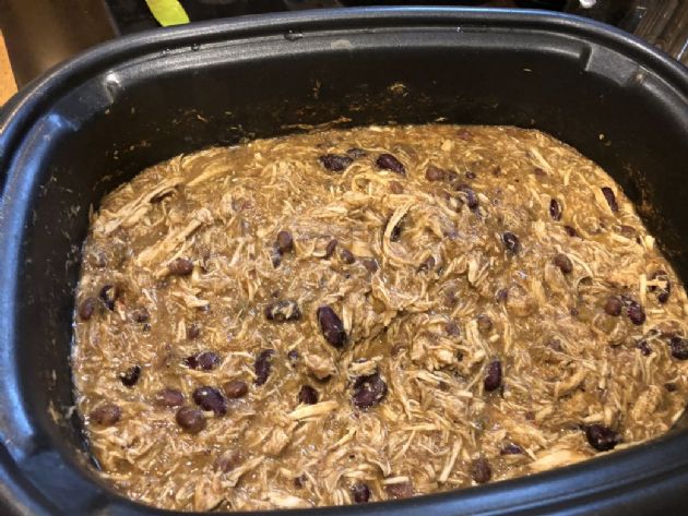 Chicken taco filling with green salsa, Crockpot