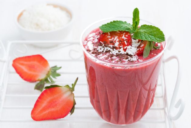 Chocolate Covered Strawberry Smoothie