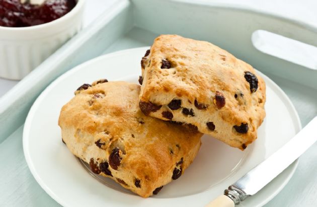 Cinnamon Raisin Scones RECIPE