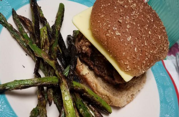 Grilled Blackbean Burgers