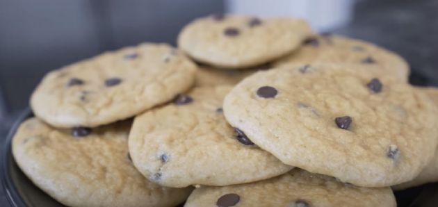 High Protein Sugar Free Chocolate Chip Cookies