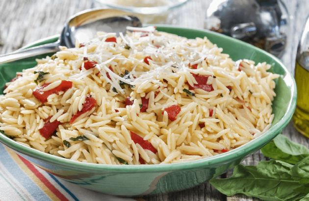 Lemon Orzo Salad with Asparagus and Tomatoes