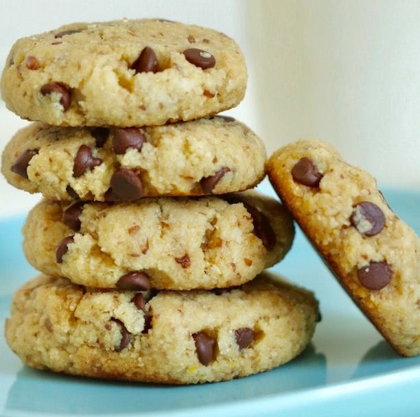 Grain/Flour Free Low Sugar Chocolate Chip Macadamia Nut Cookies