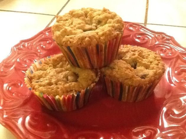 Oatmeal Coconut Chocolate Chip Blondie Cups