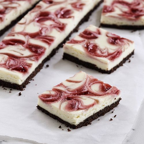 Raspberry Swirl Cheesecake Bars