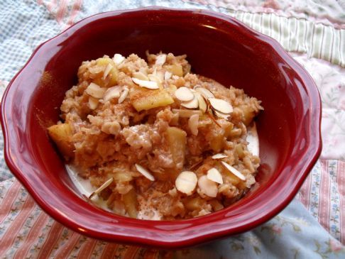 Apples & Cinnamon Oatmeal