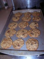 Oatmeal raisin cookies