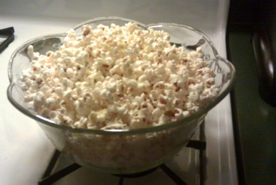 Seasoned Coconut-Oil Popcorn 