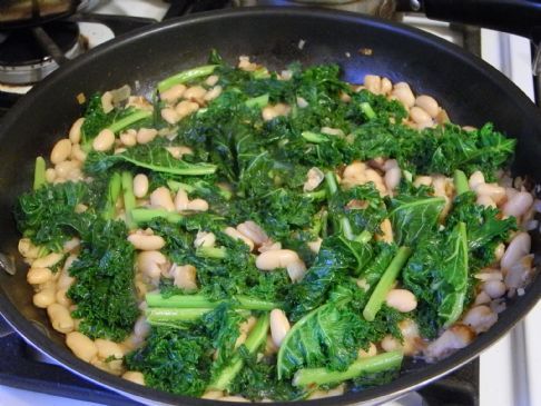 White Beans with Caramelized Onions and Kale