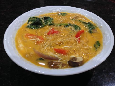 Thai Coconut Curry Chicken Soup