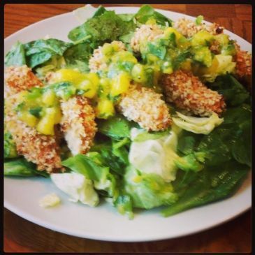 Chicken Tender Salad with Mango Jalapeno Vinaigrette