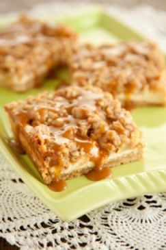 Caramel Apple Cheesecake Bars
