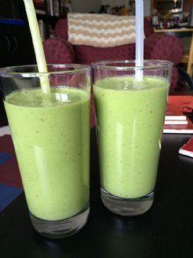 Apple Banana Green Smoothie