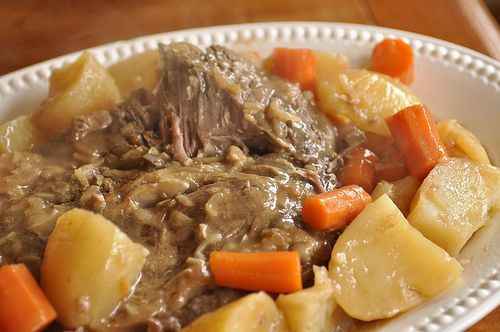 Crockpot 8 layer Garlicy Beef 'roast' stew