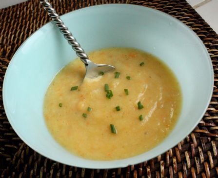 Creamy Cauliflower Soup (No Cream)
