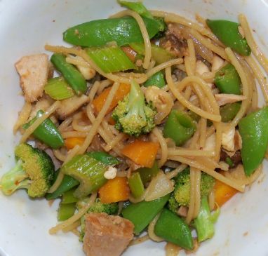 Veggie & ahi tuna steak stir fry
