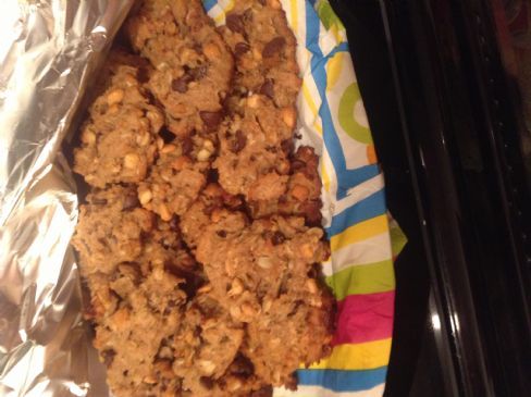 Chunky Peanut Butter Oatmeal Chocolate Chip & Banana Cookies