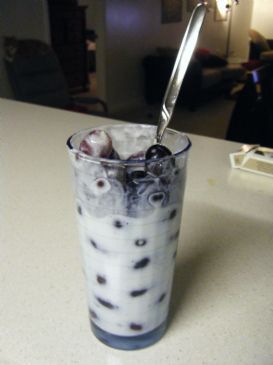 Lowfat Grapes and Yogurt