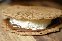 Vanilla & Fudge Mock Ice Cream Sundae Sandwich
