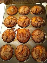 Oatmeal & Spice Muffins w/ Peaches
