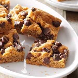 Oatmeal Chocolate Chip Peanut Butter Bars Recipe