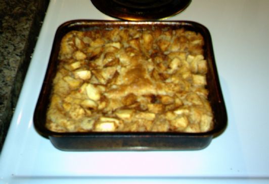 Carmel Apple Cobbler Cake