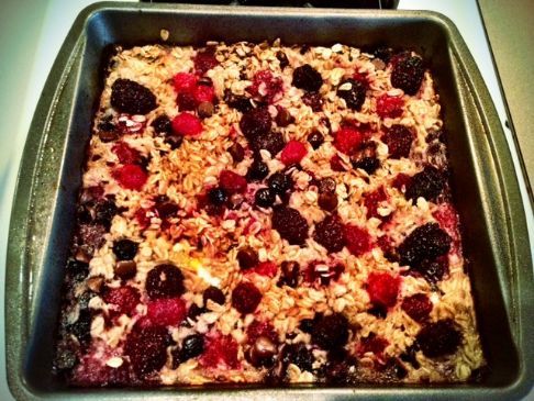  Baked Oatmeal Berry Casserole 