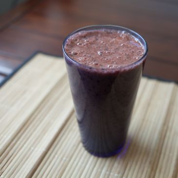 Carrot Juice, Banana, Blueberry Smoothie