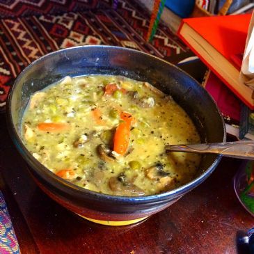 SAVORY CREAMED SPLIT PEA AND MUSHROOM SOUP