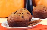 3-Ingredient Chocolate Pumpkin Muffins