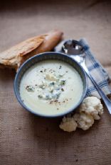 Coliflower blue cheese soup