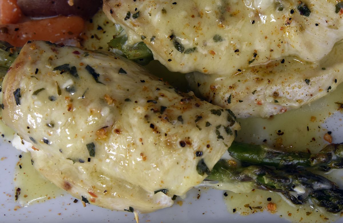 Baked Chicken Breast with Swiss Cheese and Asparagus