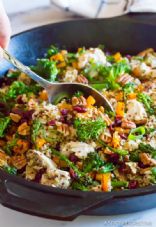 Broccoli-Quinoa Skillet with Chicken