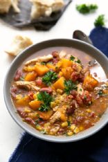 CROCKPOT BUTTERNUT SQUASH, CHICKEN, AND QUINOA SOUP