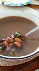 Easy Southwest Black And White Bean Soup 