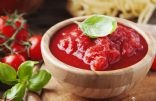 Fresh No-Cook Tomato Sauce