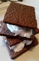 Graham Cracker Whipped Cream Sandwich