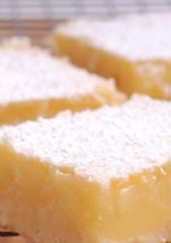 Low Carb Mini Lemon Cheesecakes