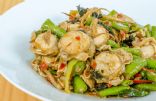 Spicy Stir-Fry Scallops