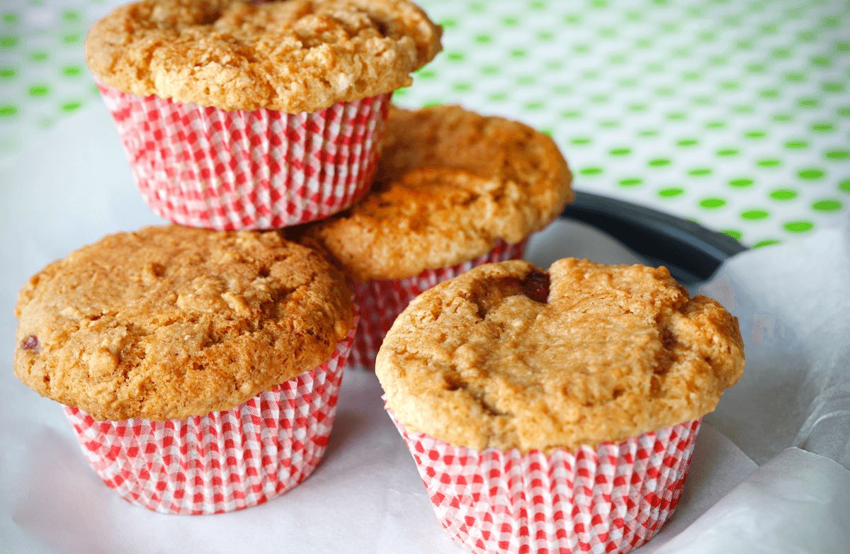 Sweet & Tart Rhubarb Muffins