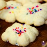 suriname cornstarch cookies