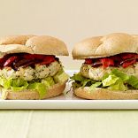 Feta-Stuffed Chicken Burgers 