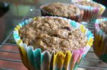 Applesauce Oatmeal Muffins